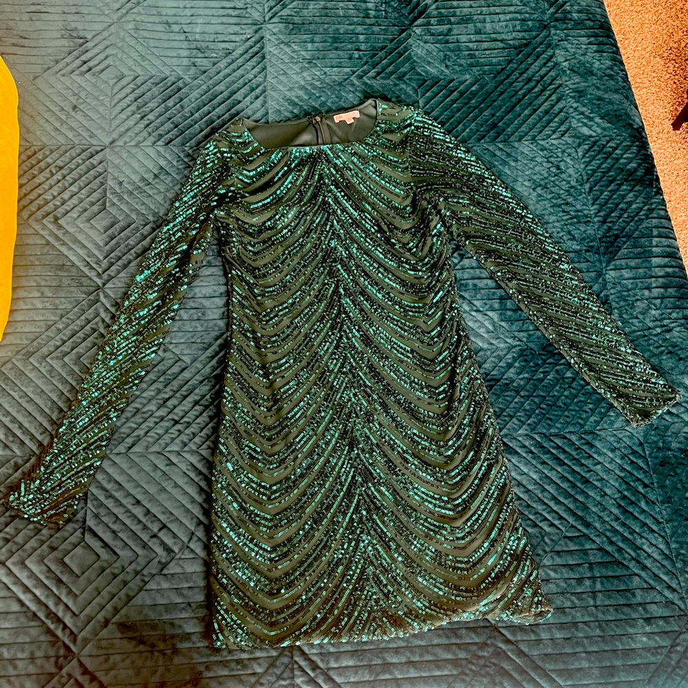 Emerald green sequin party dress